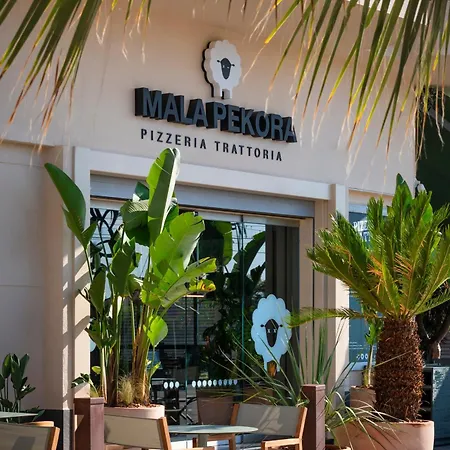 Aqua Promenade & 4sup Ξενοδοχείο