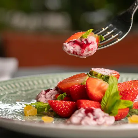 Aqua Promenade & 4sup Hotel