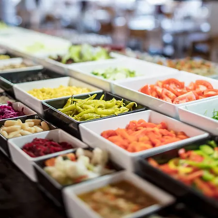 Aqua Promenade & 4sup 4* بينيذا ذي مار